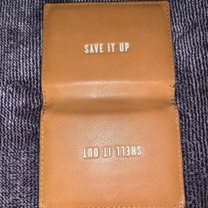 FOSSIL wallet